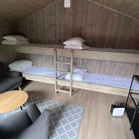 Sjarmerende Campinghytte I Skogen Campsite